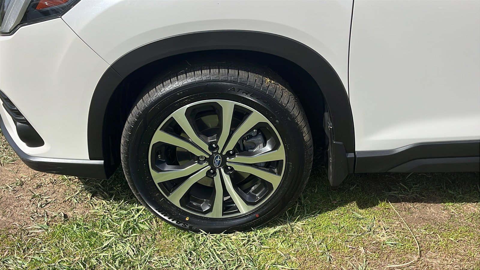 Certified 2023 Subaru Forester Limited AWD/4WD image 9
