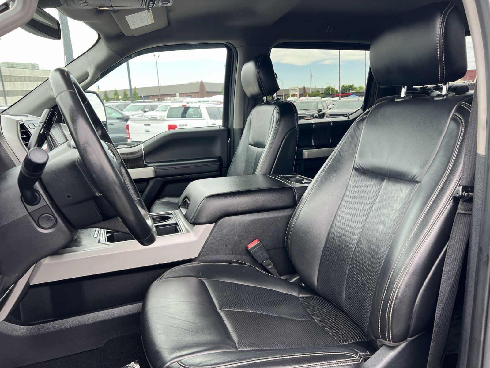 Used 2020 Ford F450 Lariat w/ Lariat Ultimate Package AWD/4WD image 21