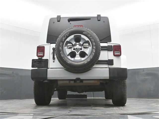 Used 2017 Jeep Wrangler Unlimited Sahara w/ Connectivity Group image 39