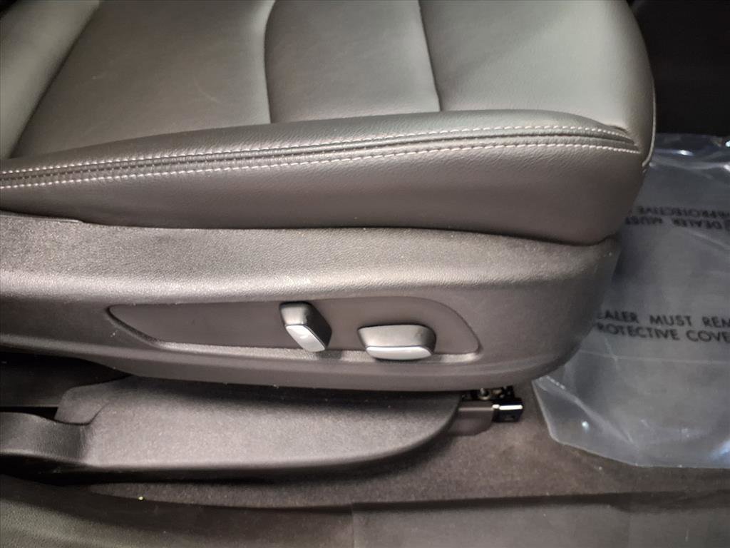 Certified 2024 Cadillac XT6 Luxury image 10