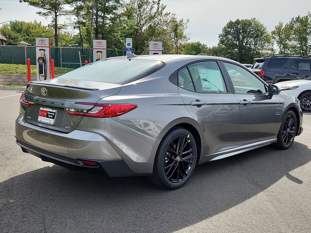 New 2026 Toyota Camry SE image 3