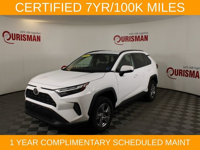 Used 2025 Toyota RAV4 XLE AWD/4WD image 2