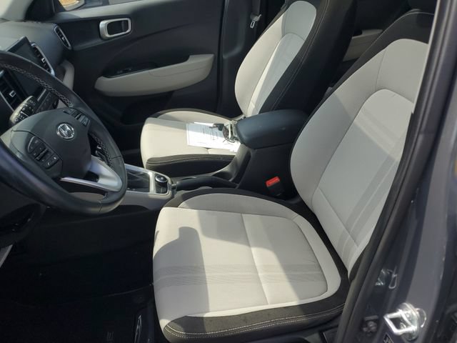 Certified 2023 Hyundai Venue SEL w/ Cargo Package FWD image 16