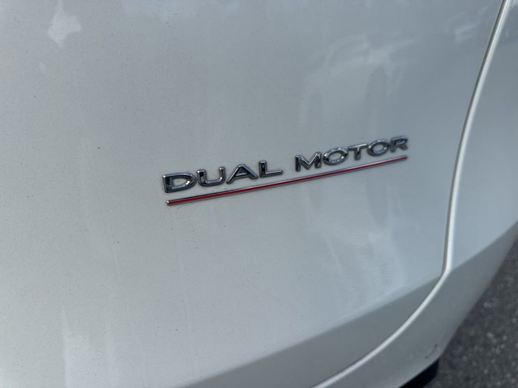 Used 2022 Tesla Model Y Performance image 33