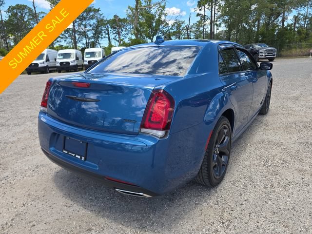 Certified 2023 Chrysler 300 Touring L w/ Popular Equipment Group RWD image 4