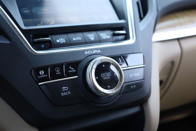 Used 2019 Acura MDX SH-AWD w/ Advance Package image 18