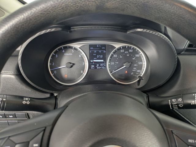 Used 2021 Nissan Versa S FWD image 15