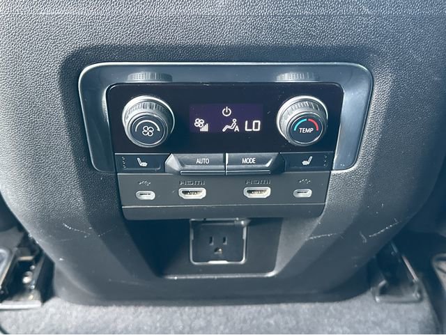 Used 2021 Chevrolet Tahoe High Country w/ Premium Package image 27