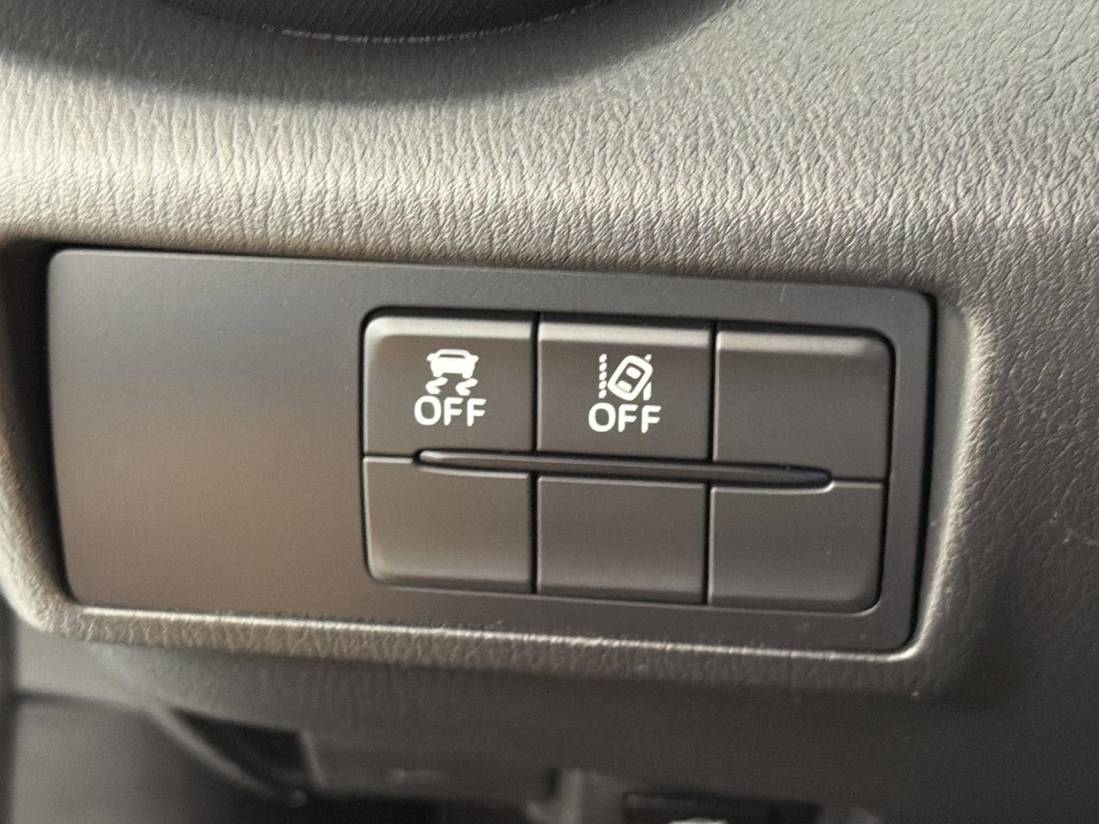 Used 2023 MAZDA MX-5 Miata Grand Touring image 18