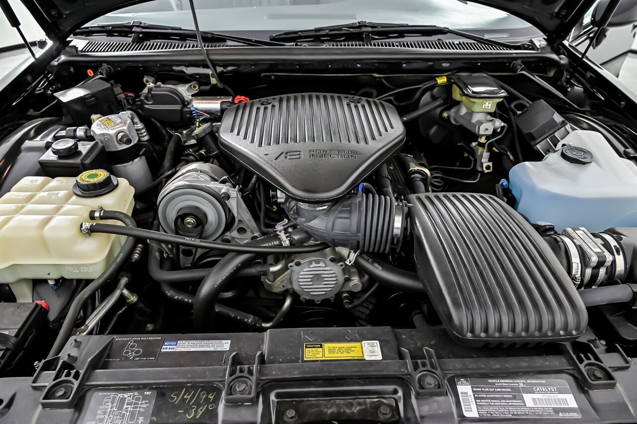 Used 1994 Chevrolet Impala SS RWD image 12