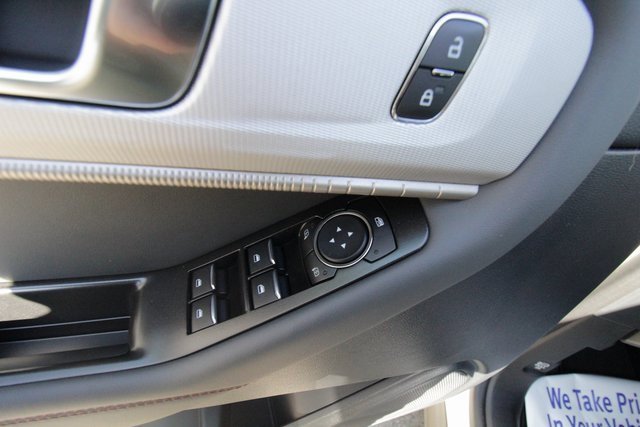 New 2025 Ford Explorer Active w/ Active Comfort Package image 18