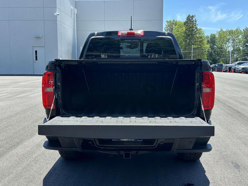 Used 2021 Chevrolet Colorado Z71 w/ Safety Package AWD/4WD image 8
