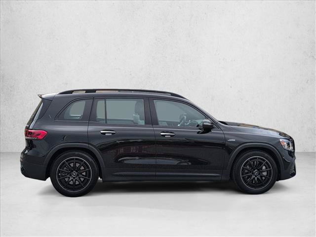 Certified 2022 Mercedes-Benz GLB 35 AMG 4MATIC image 4