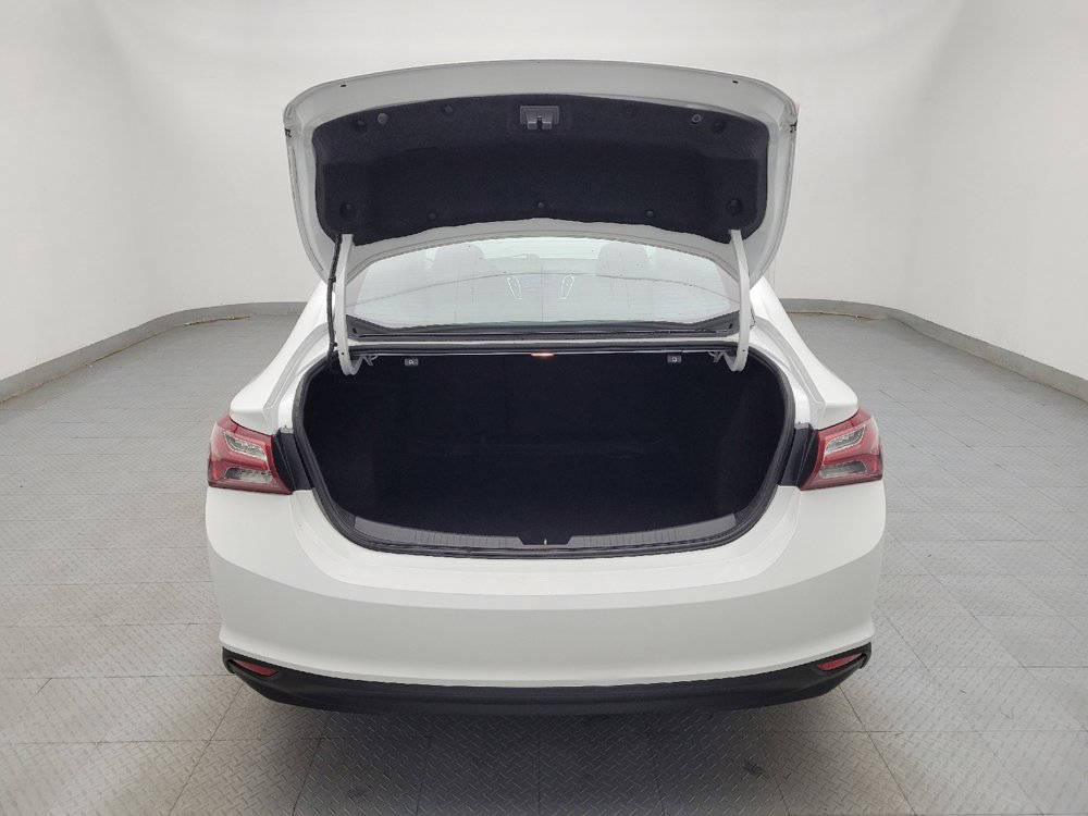 Used 2021 Chevrolet Malibu LT FWD image 29