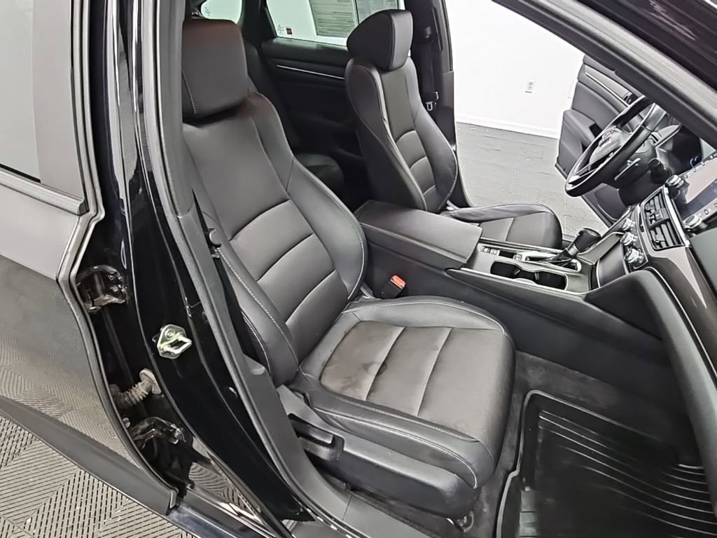 Used 2020 Honda Accord Sport image 35