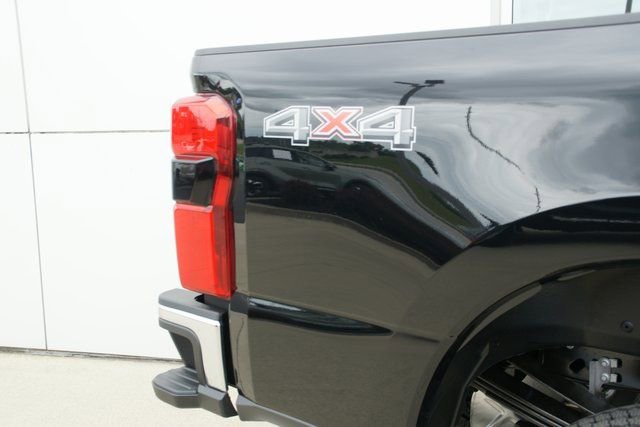 New 2026 Ford F350 Lariat image 13