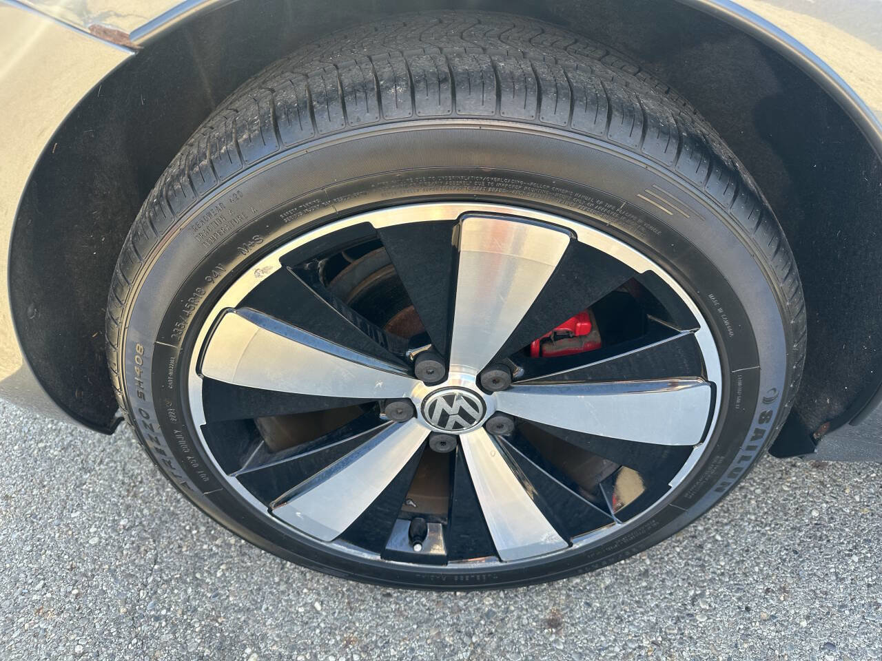 Used 2012 Volkswagen Beetle 2.0T image 26