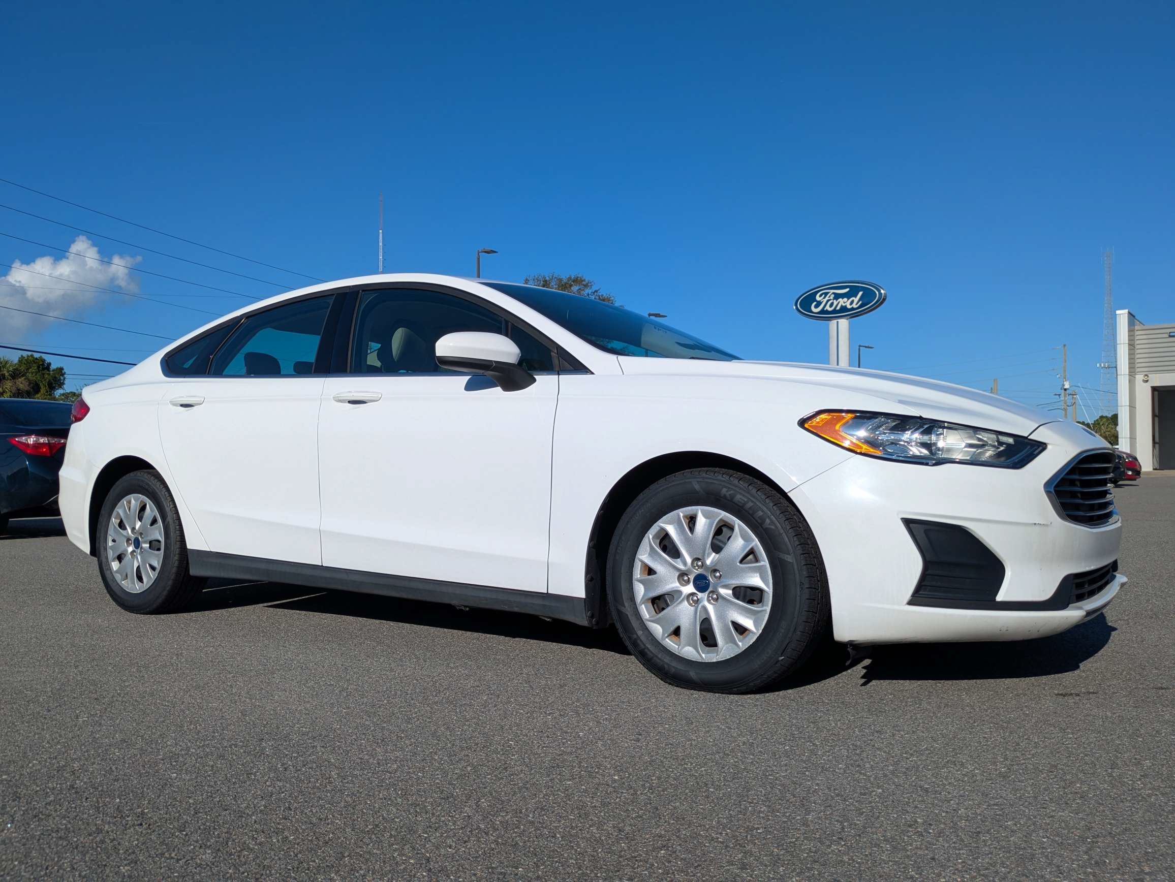 Used 2020 Ford Fusion S FWD image 1