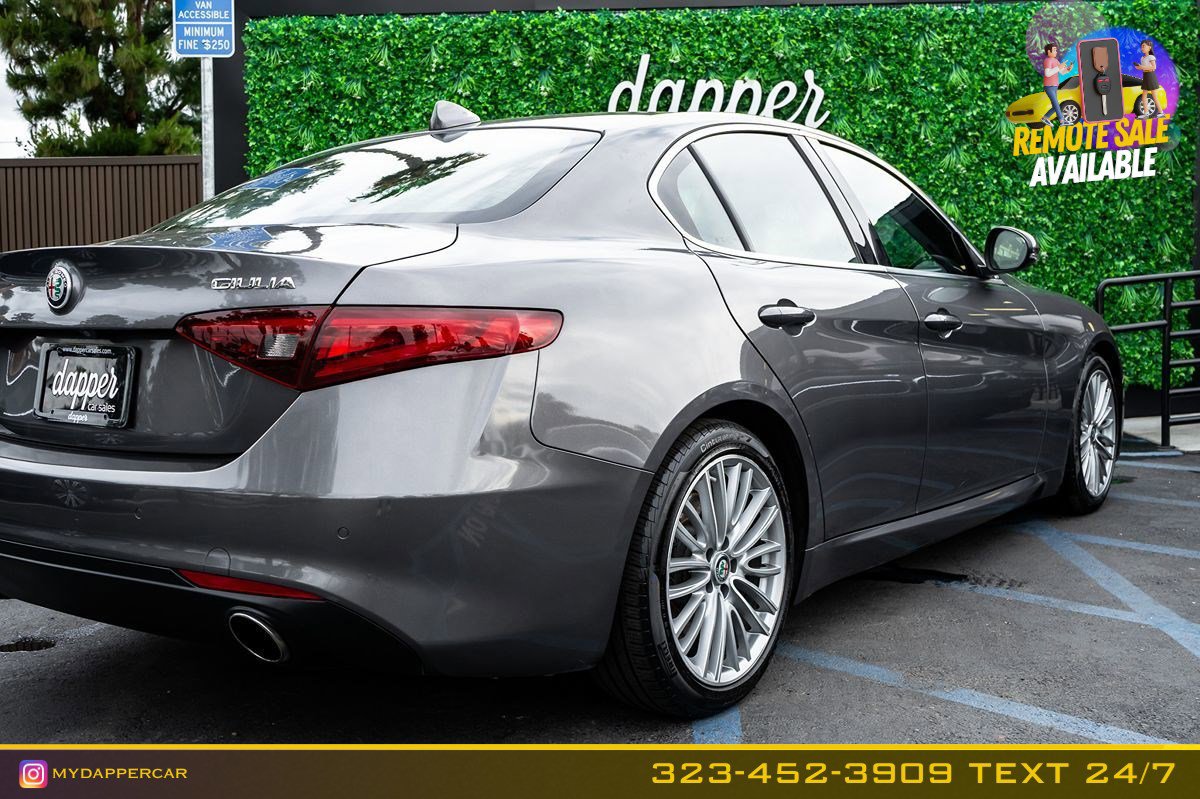 Used 2017 Alfa Romeo Giulia Ti w/ TI Lusso Light Wood Package image 7