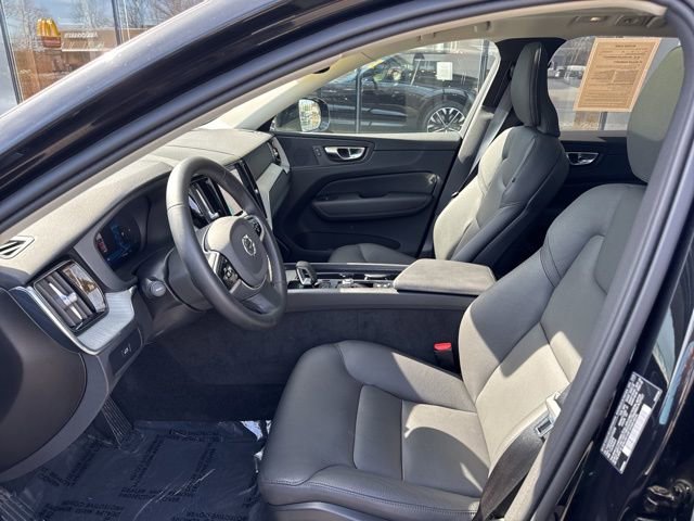 Certified 2025 Volvo XC60 B5 Plus image 20