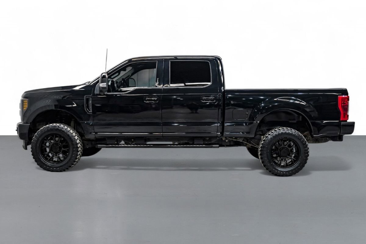 Used 2019 Ford F250 Lariat w/ Lariat Ultimate Package image 10