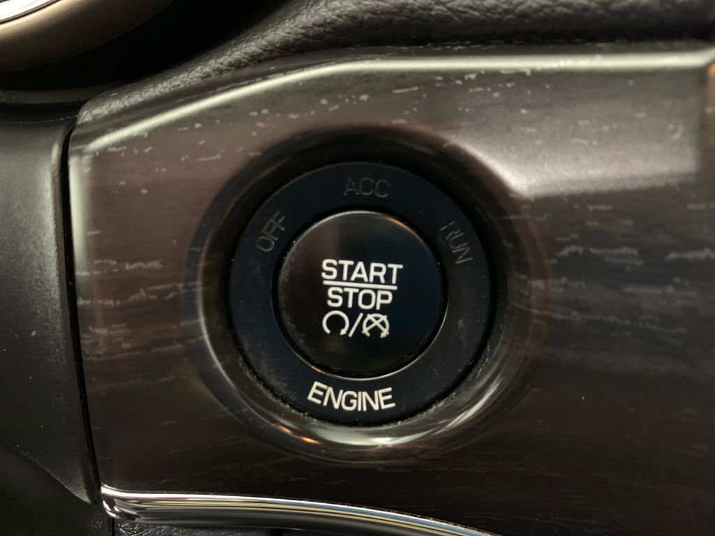 Used 2014 Jeep Grand Cherokee Limited image 25