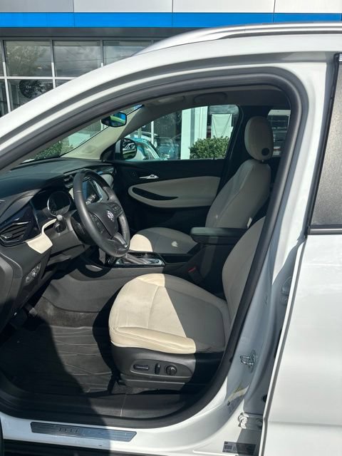 Used 2023 Buick Encore GX Select w/ Safety Package II AWD/4WD image 19