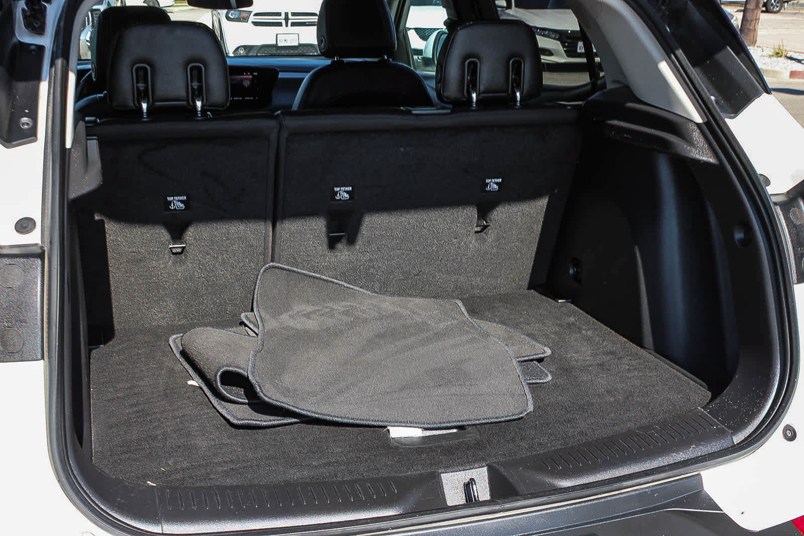 Used 2025 Buick Encore GX Preferred FWD image 25