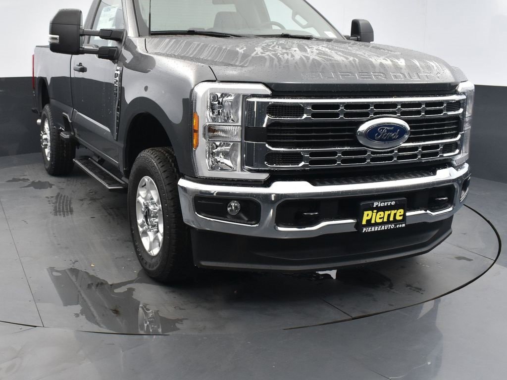 New 2026 Ford F250 XLT w/ F-250 >10K GVWR Package