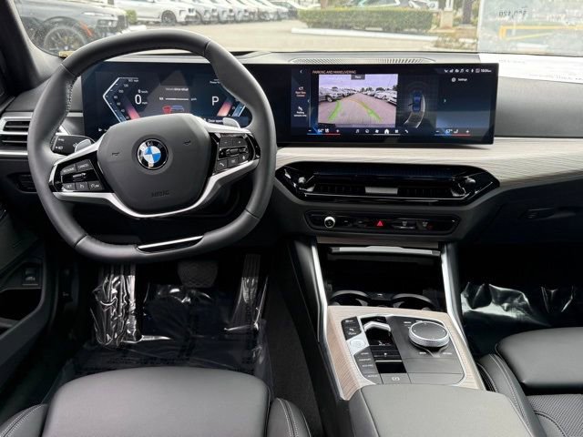Used 2025 BMW 330i Sedan w/ Premium Package image 31