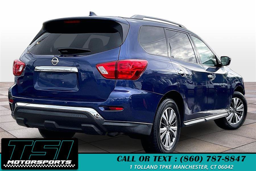 Used 2020 Nissan Pathfinder SV FWD image 2