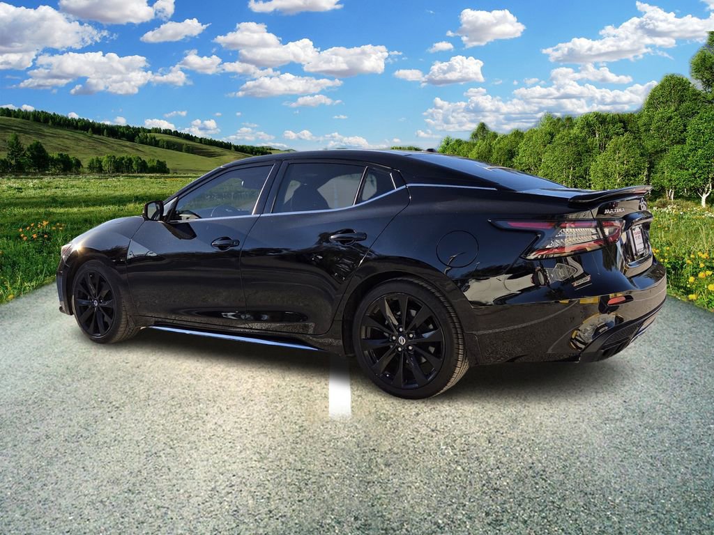 Used 2022 Nissan Maxima SR w/ Sport Mat Group image 5