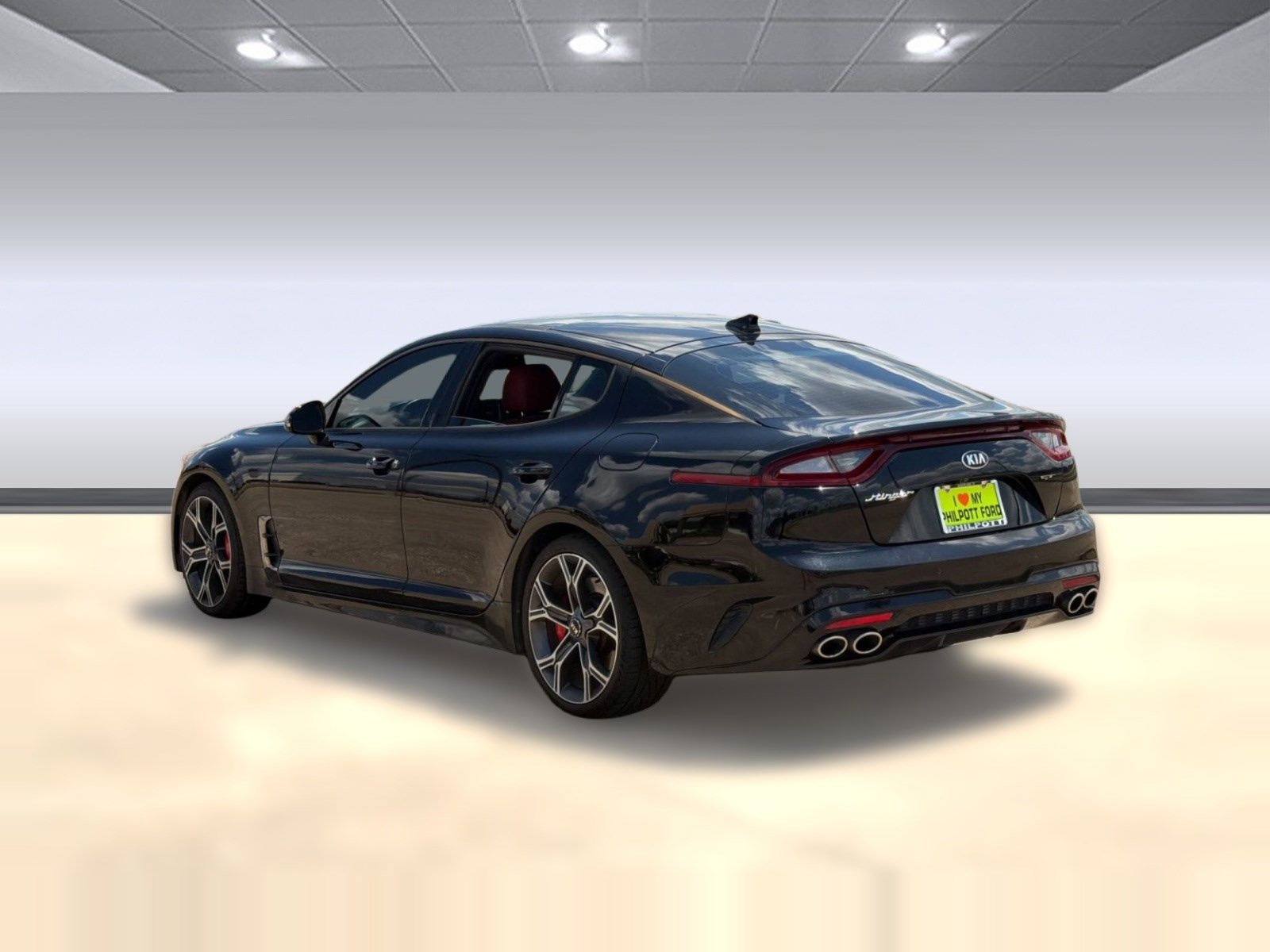 Used 2018 Kia Stinger GT1 RWD image 3
