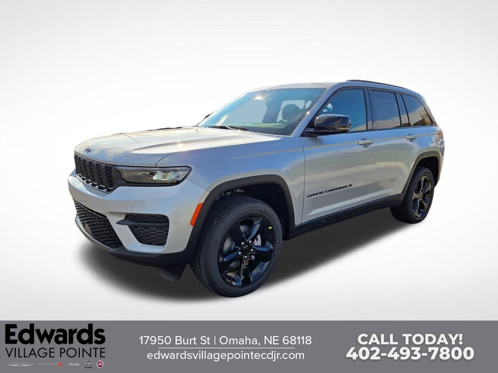 New 2025 Jeep Grand Cherokee Altitude AWD/4WD image 7