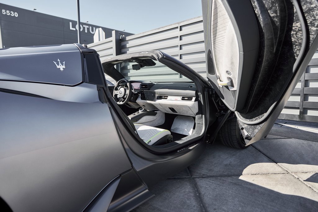 Used 2023 Maserati MC20 Spyder image 32