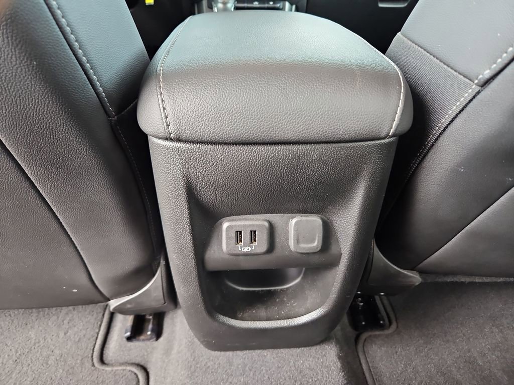 Used 2022 Chevrolet Colorado LT w/ Luxury Package AWD/4WD image 26