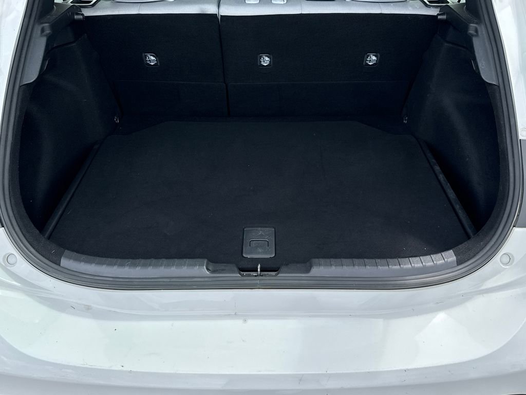 Used 2023 Toyota Corolla SE image 18