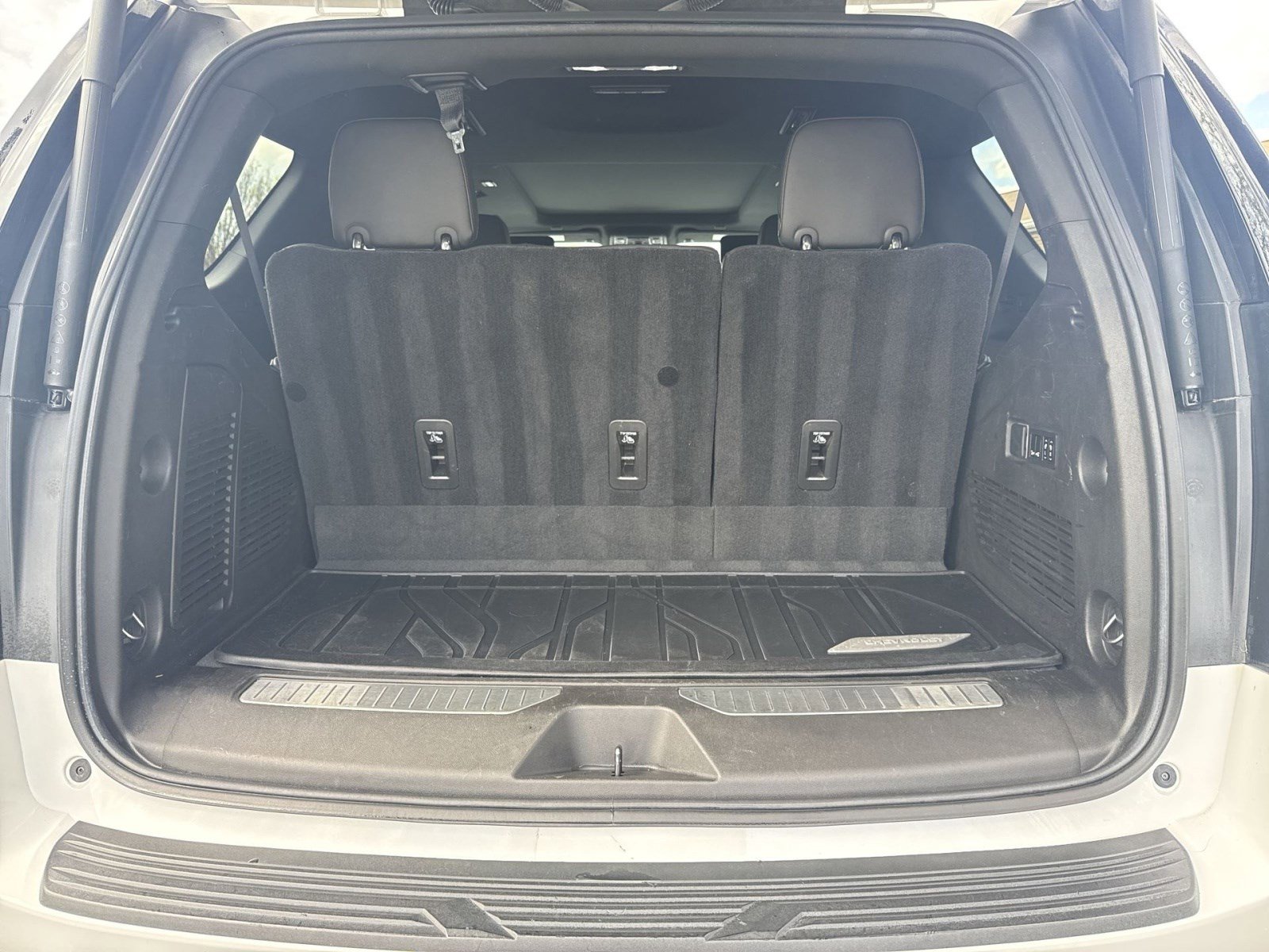 Used 2021 Chevrolet Tahoe RST w/ Luxury Package image 25