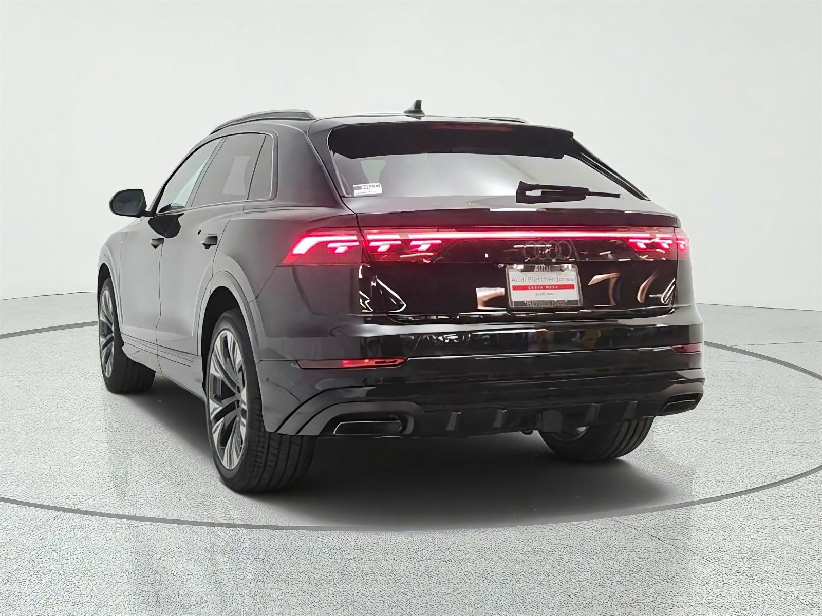 New 2026 Audi Q8 Prestige AWD/4WD image 6