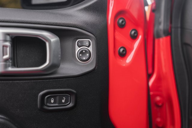 Used 2020 Jeep Wrangler Unlimited Rubicon w/ LED Lighting Group image 40