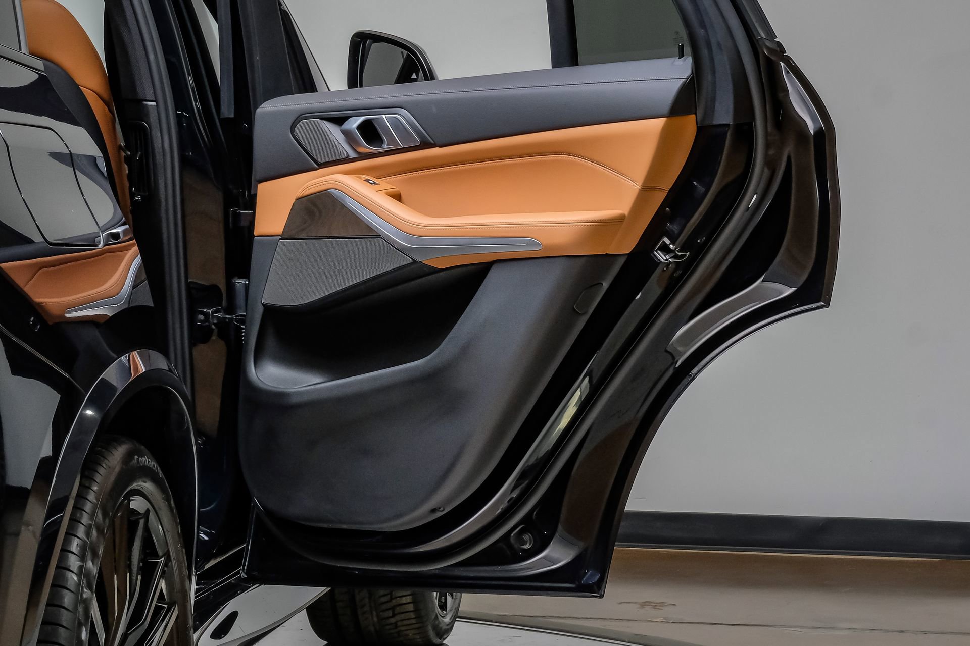 Used 2023 BMW X5 sDrive40i w/ M Sport Package image 50