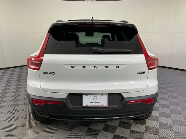 New 2026 Volvo XC40 B5 Ultra w/ Protection Package Premier image 5
