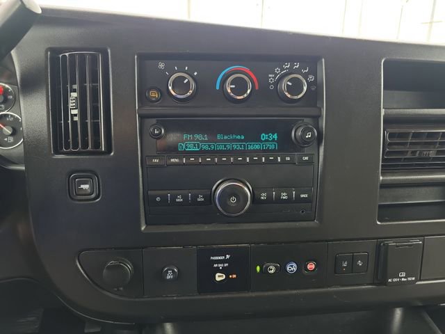 Used 2020 Chevrolet Express 3500 LT w/ LT Preferred Equipment Group RWD image 24