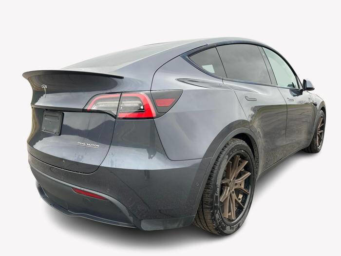 Used 2020 Tesla Model Y Performance image 5