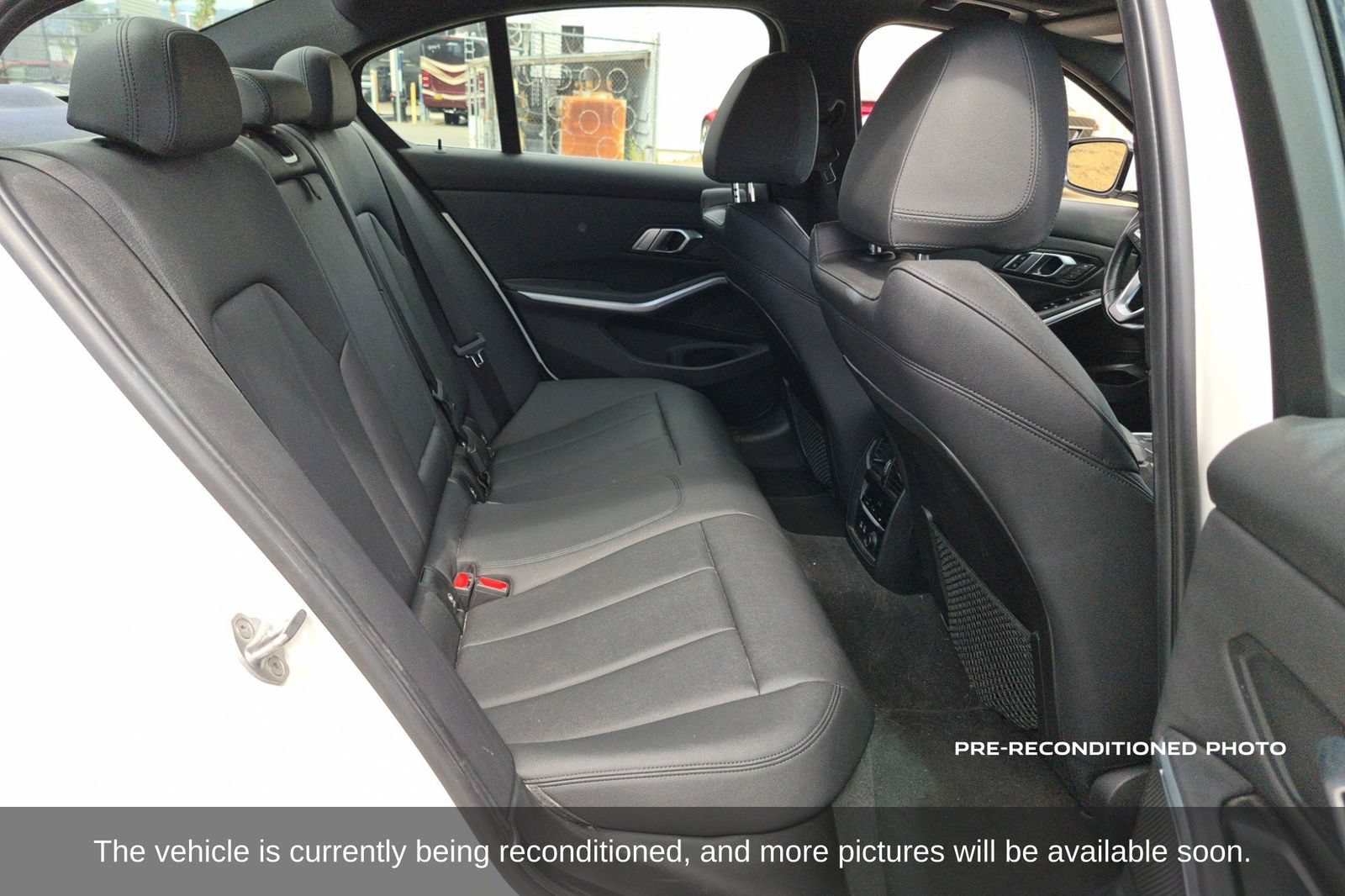 Used 2019 BMW 330i Sedan w/ Convenience Package RWD image 15