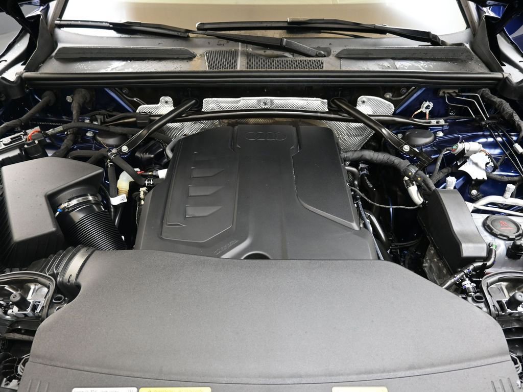 Certified 2025 Audi Q5 Premium Plus w/ Premium Plus image 10