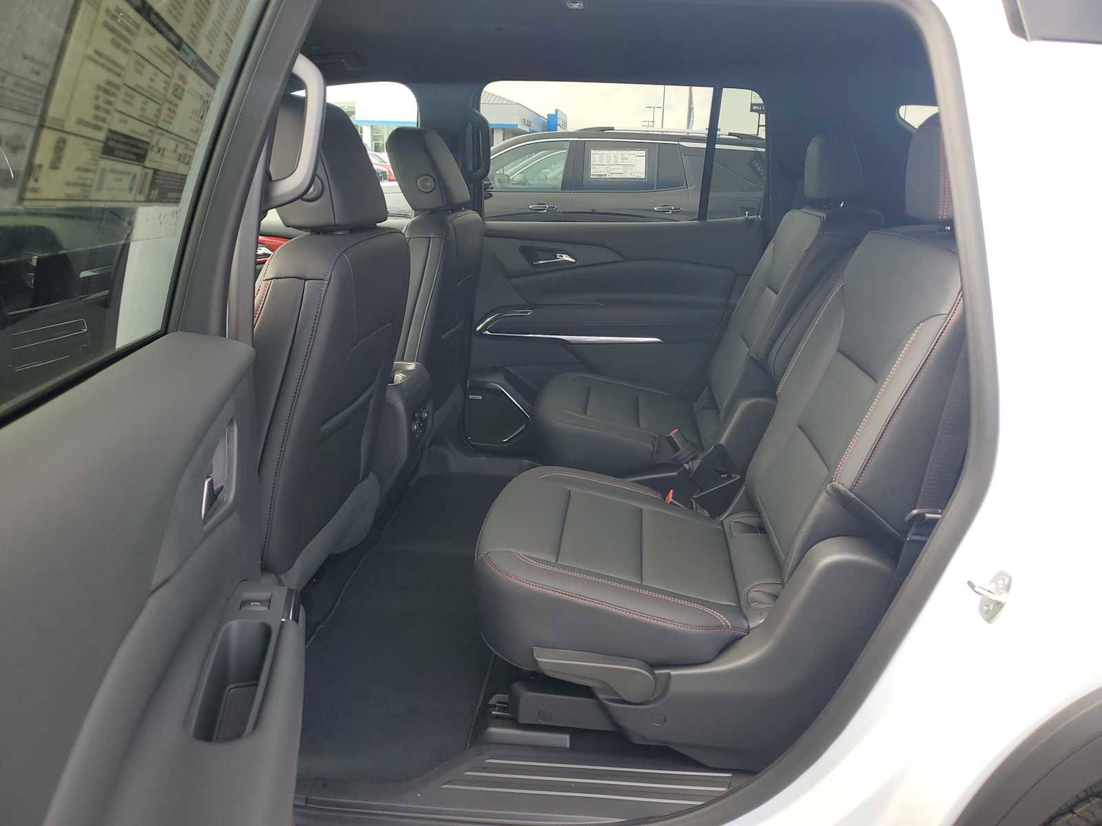 New 2026 Chevrolet Traverse Z71 w/ Enhanced Driving Package image 14