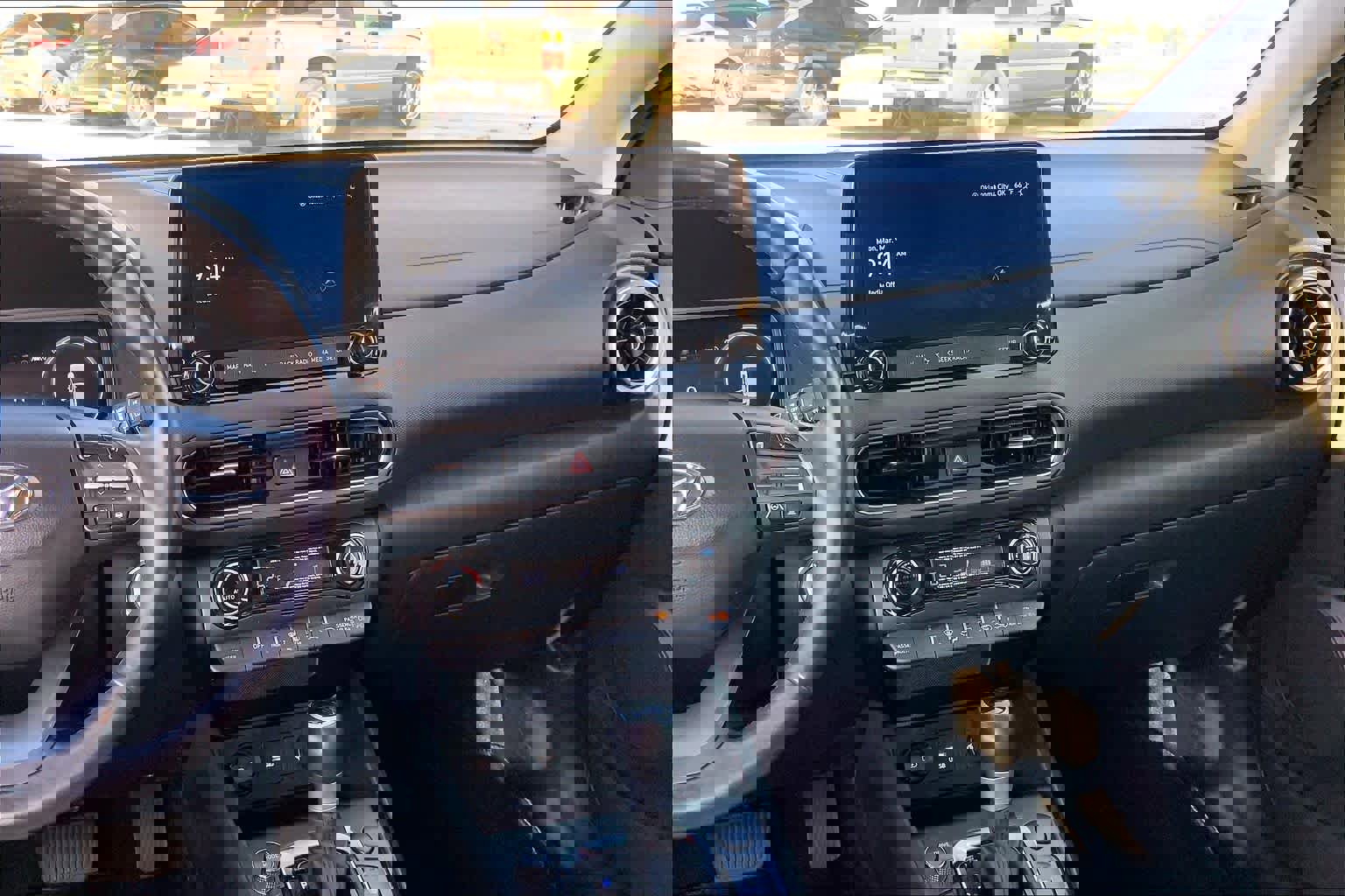 Used 2023 Hyundai Kona Limited image 6