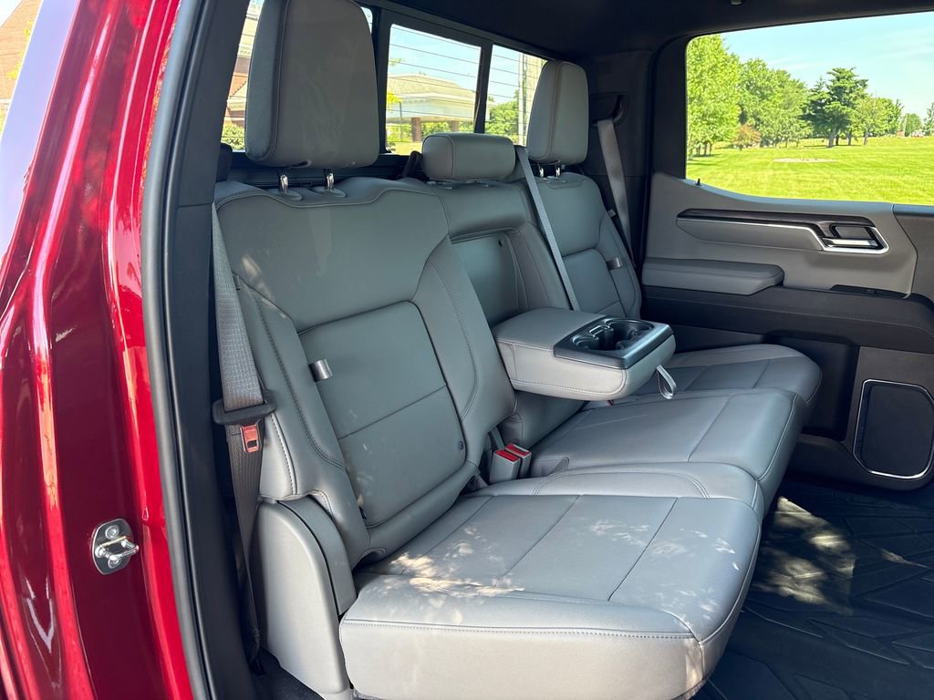 Used 2024 GMC Sierra 1500 SLT w/ SLT Premium Plus Package AWD/4WD image 47