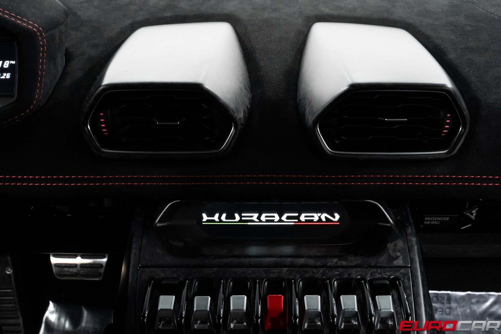 Used 2018 Lamborghini Huracan Performante image 31